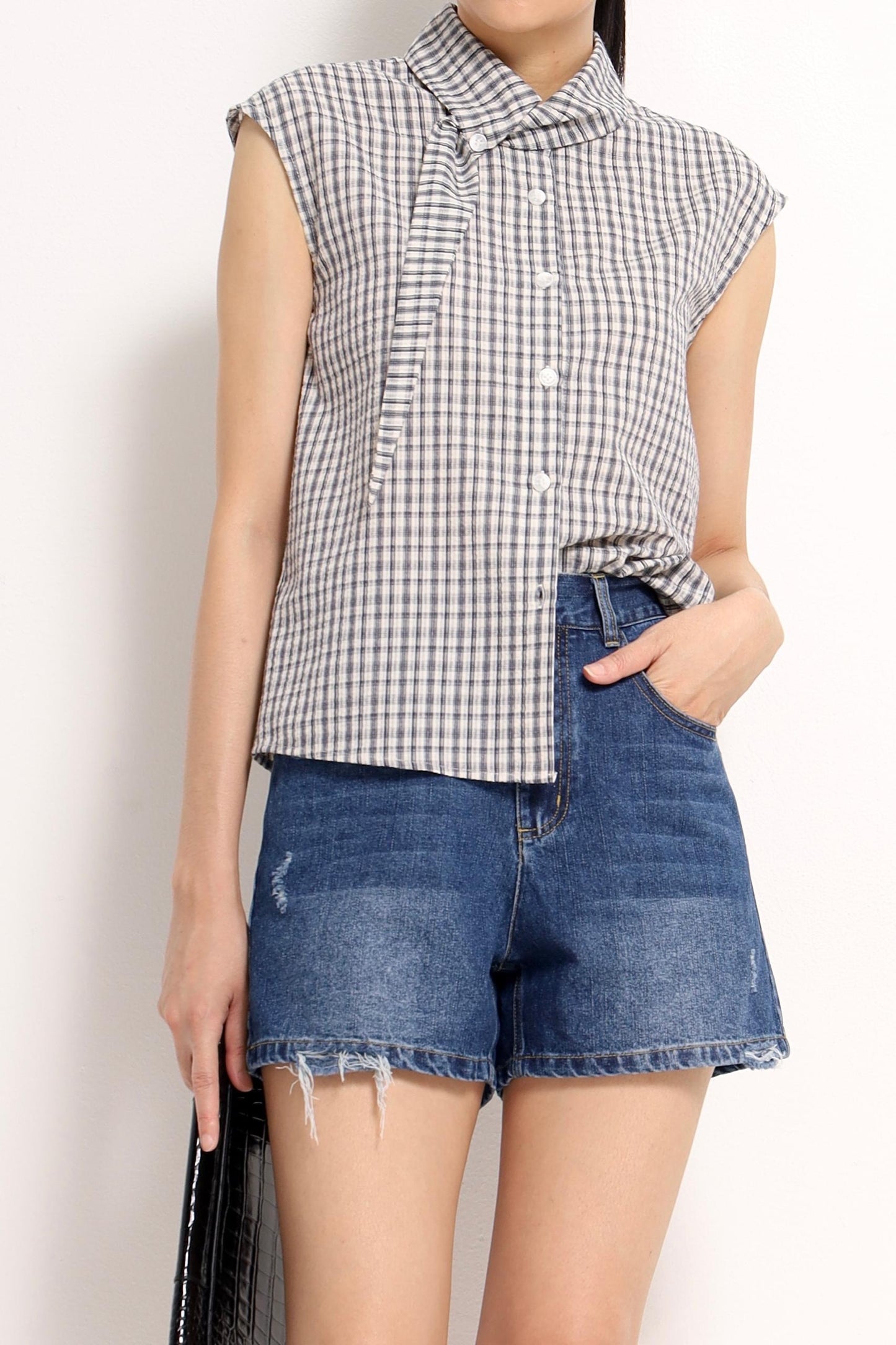 Jinny Checkered Scarf-Collar Shirt
