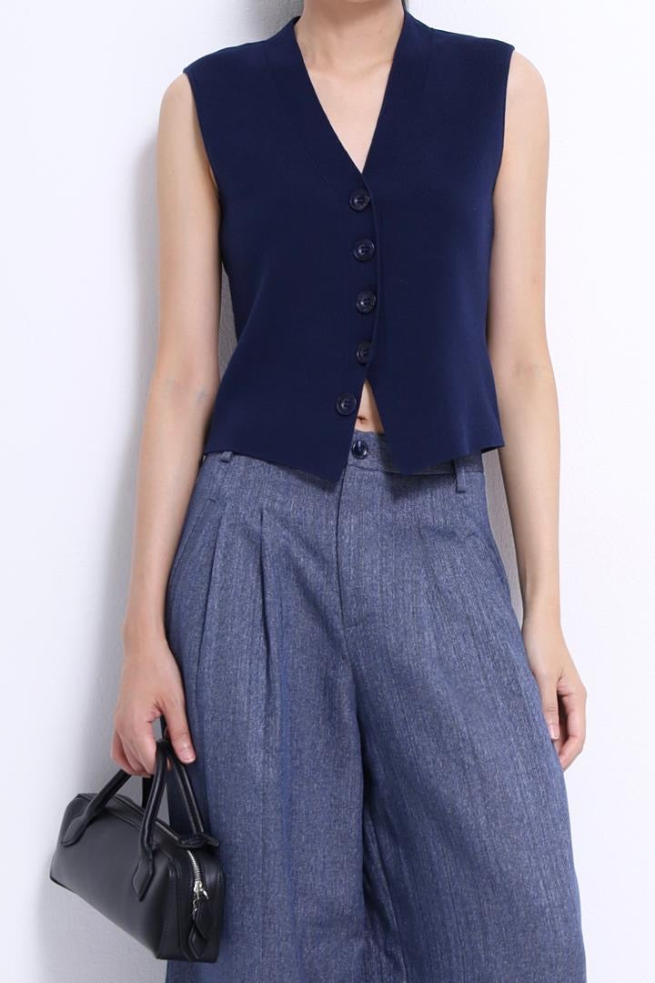 Claira V-Neck Knit Vest