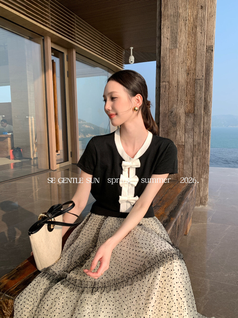 Peni Bow Tie Bi-color Knit Top