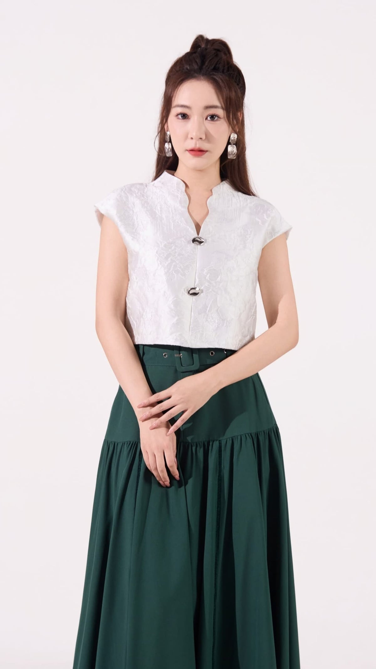 Lei Oriental V-Neck Qipao Top
