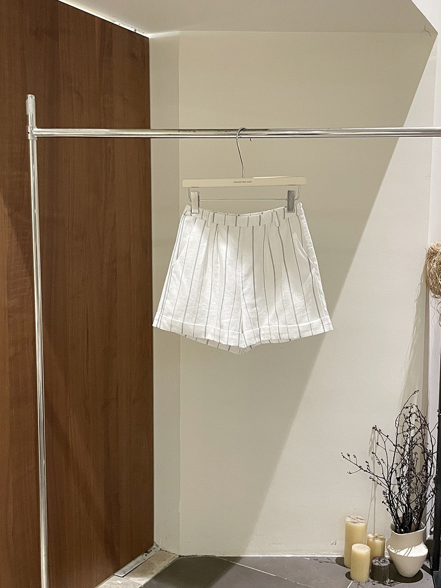 Yuri Linen Tailored Shorts