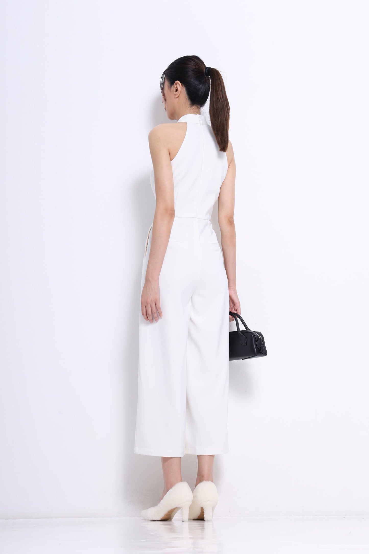 Vina V-Neck Jumpsuit