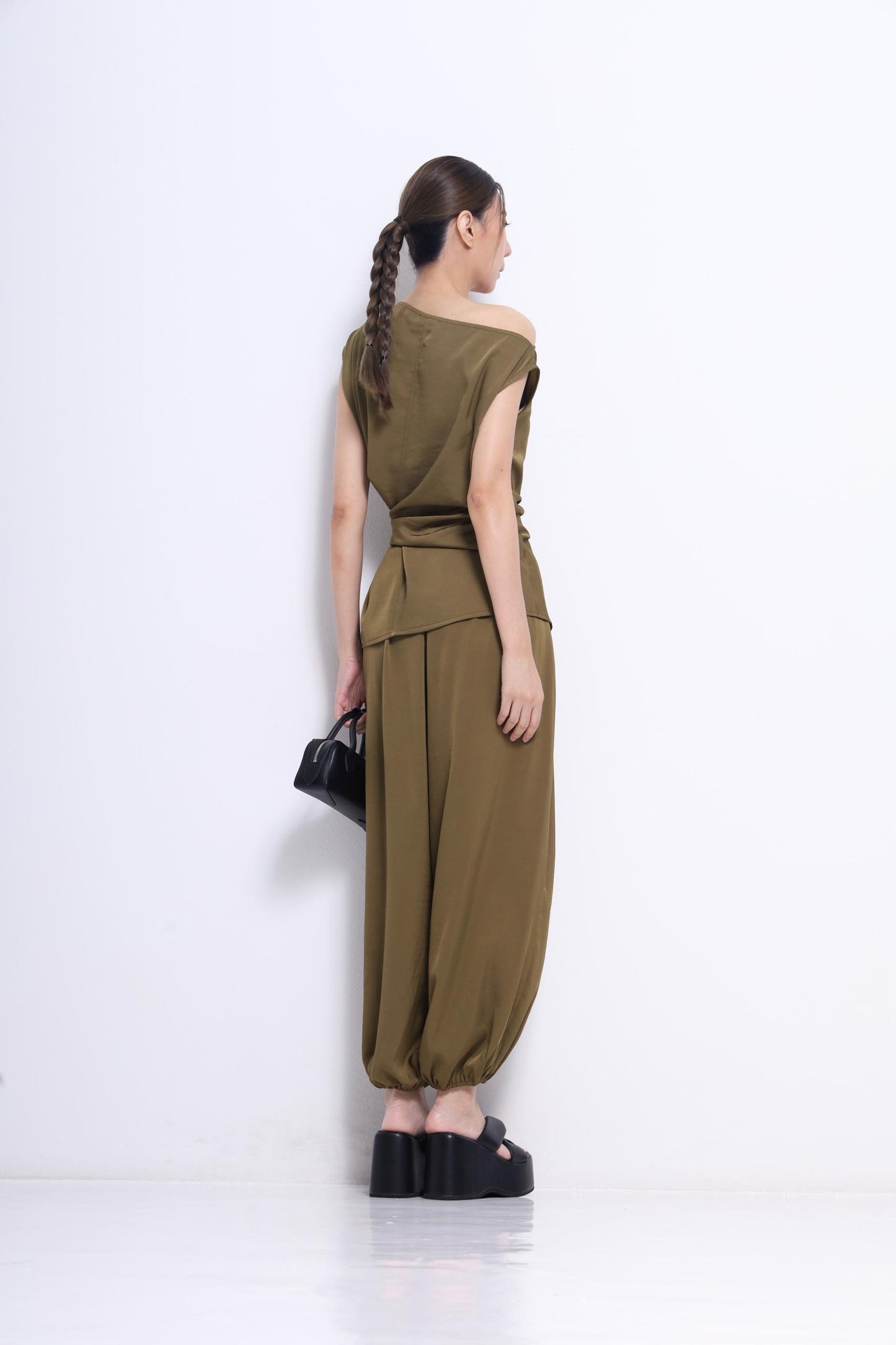 Dyana Ultra Loose Fit Pants