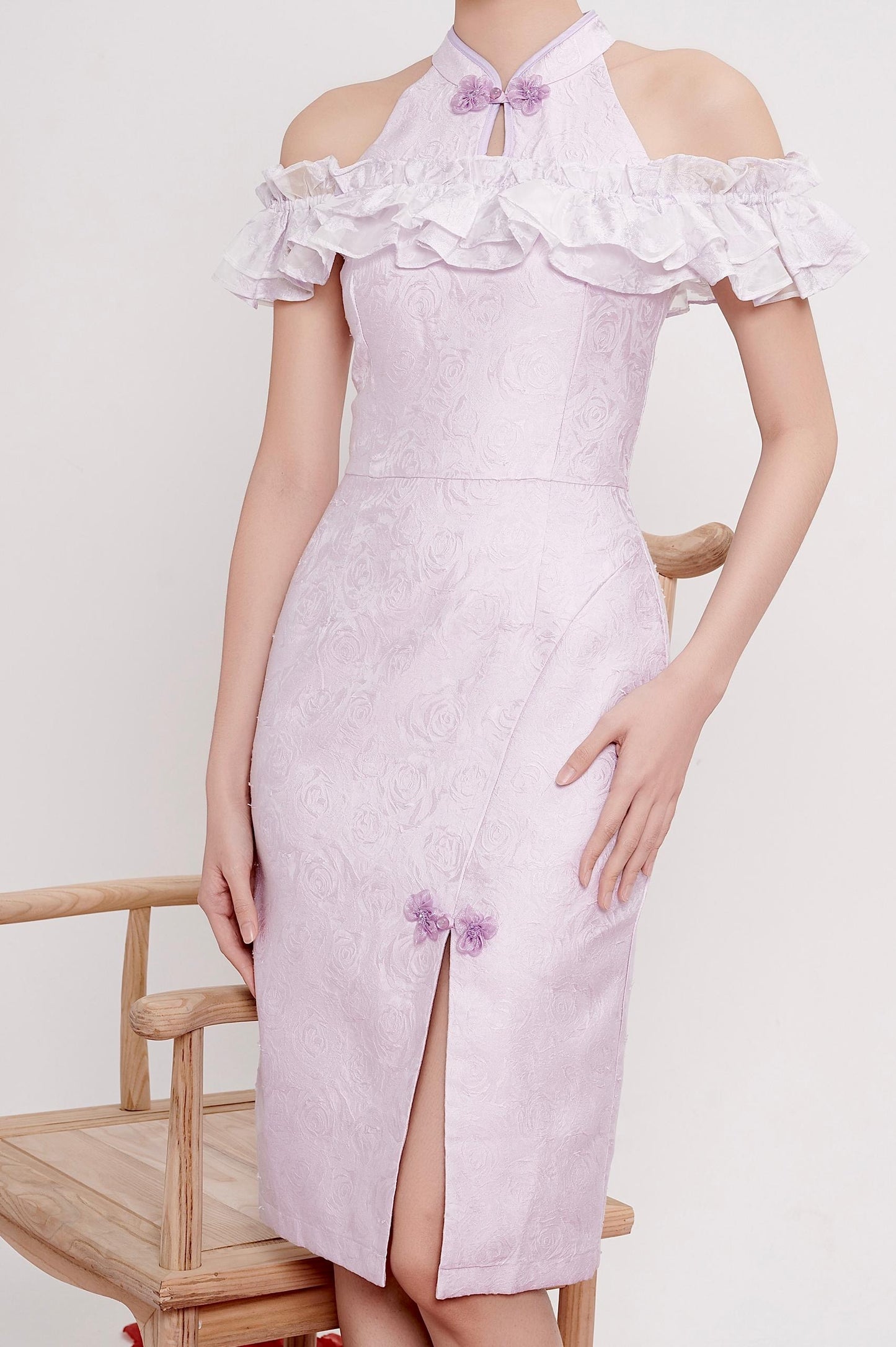 Lu Orient Off Shoulder Ruffles Qipao