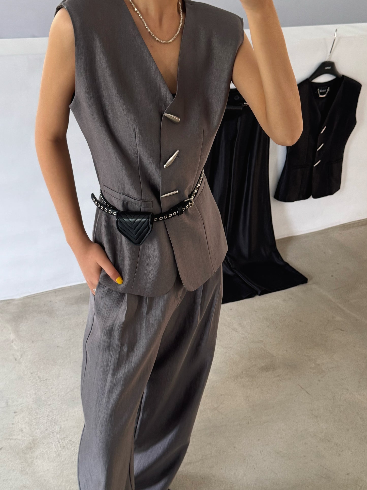 Su Abstract Button Vest