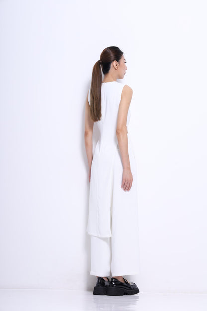 Zia Tailored Wide Legged Pants