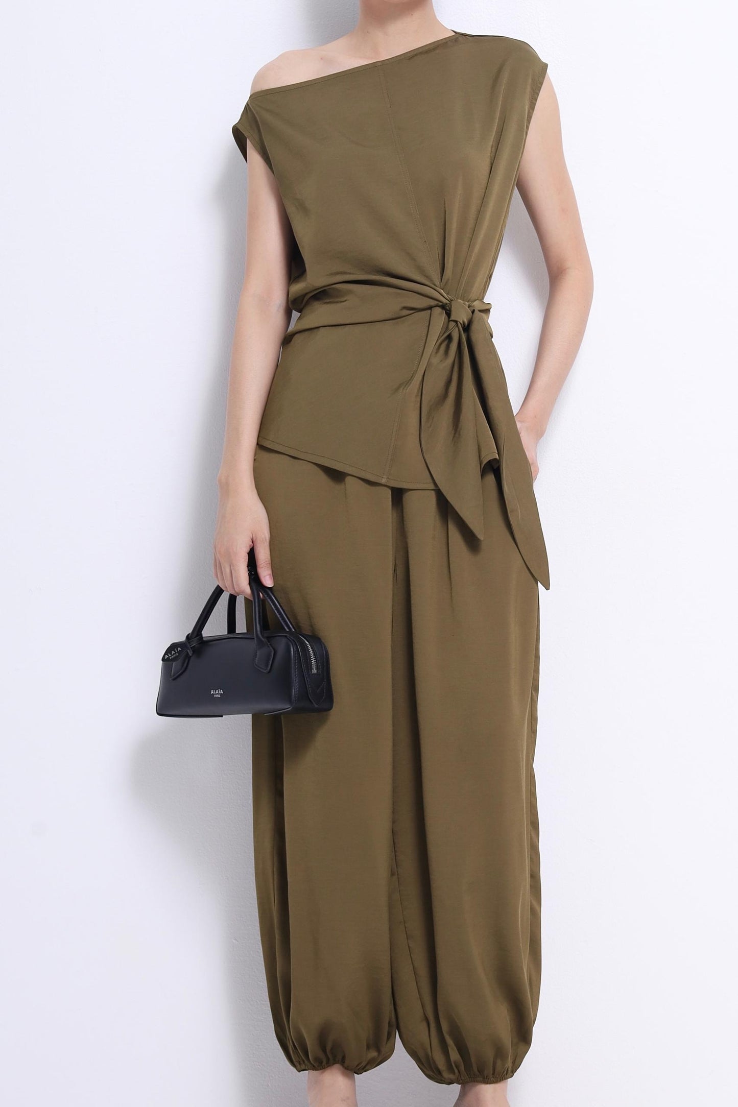 Dyana Ultra Loose Fit Pants