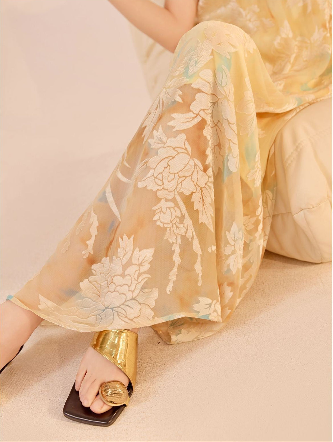 Huang Orient Flowy Dress