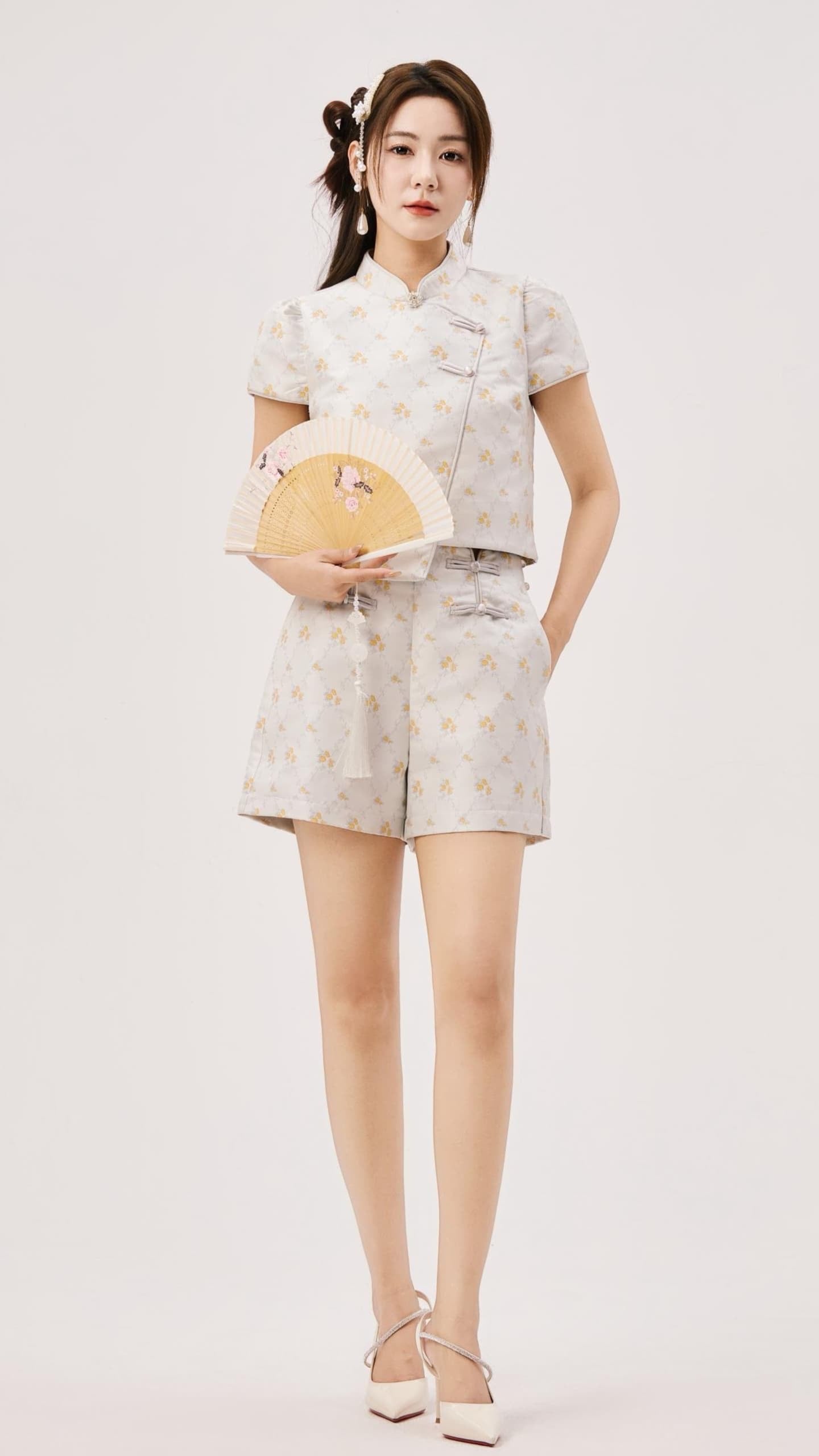 Nen Oriental Asymmetrical Qipao Top