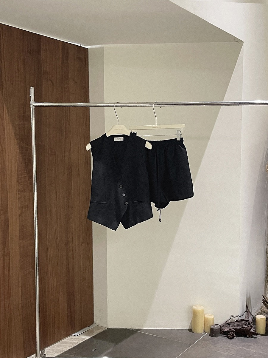 Hoo Linen Vest + Shorts Setwear