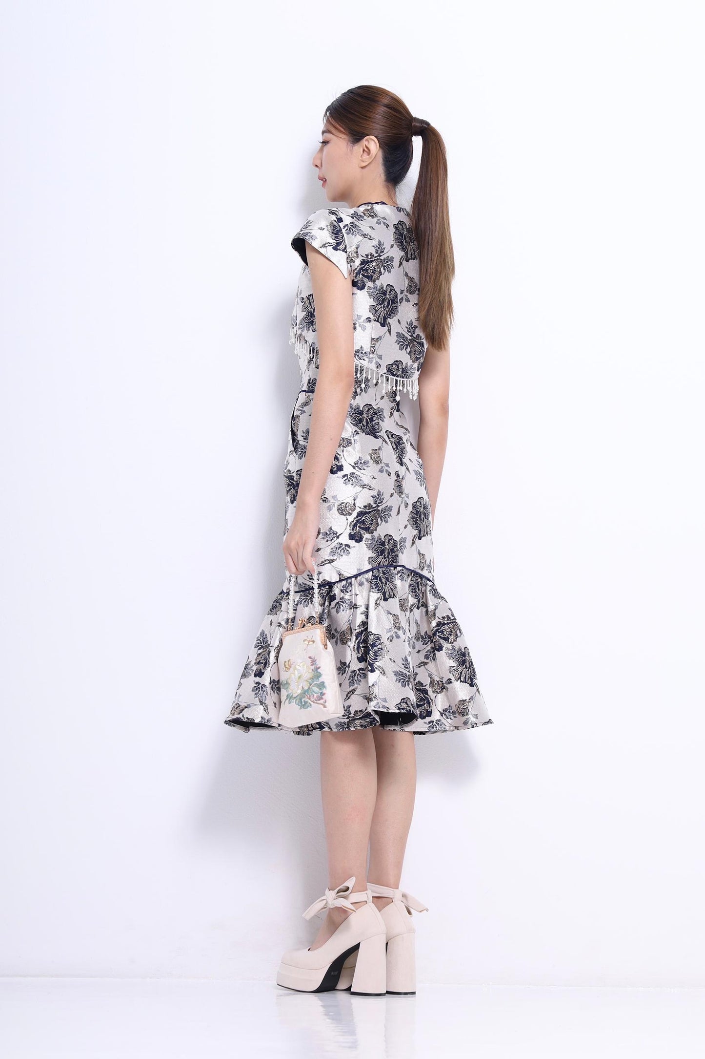 Zhu Orient Pearl Qipao Dress with Jacket