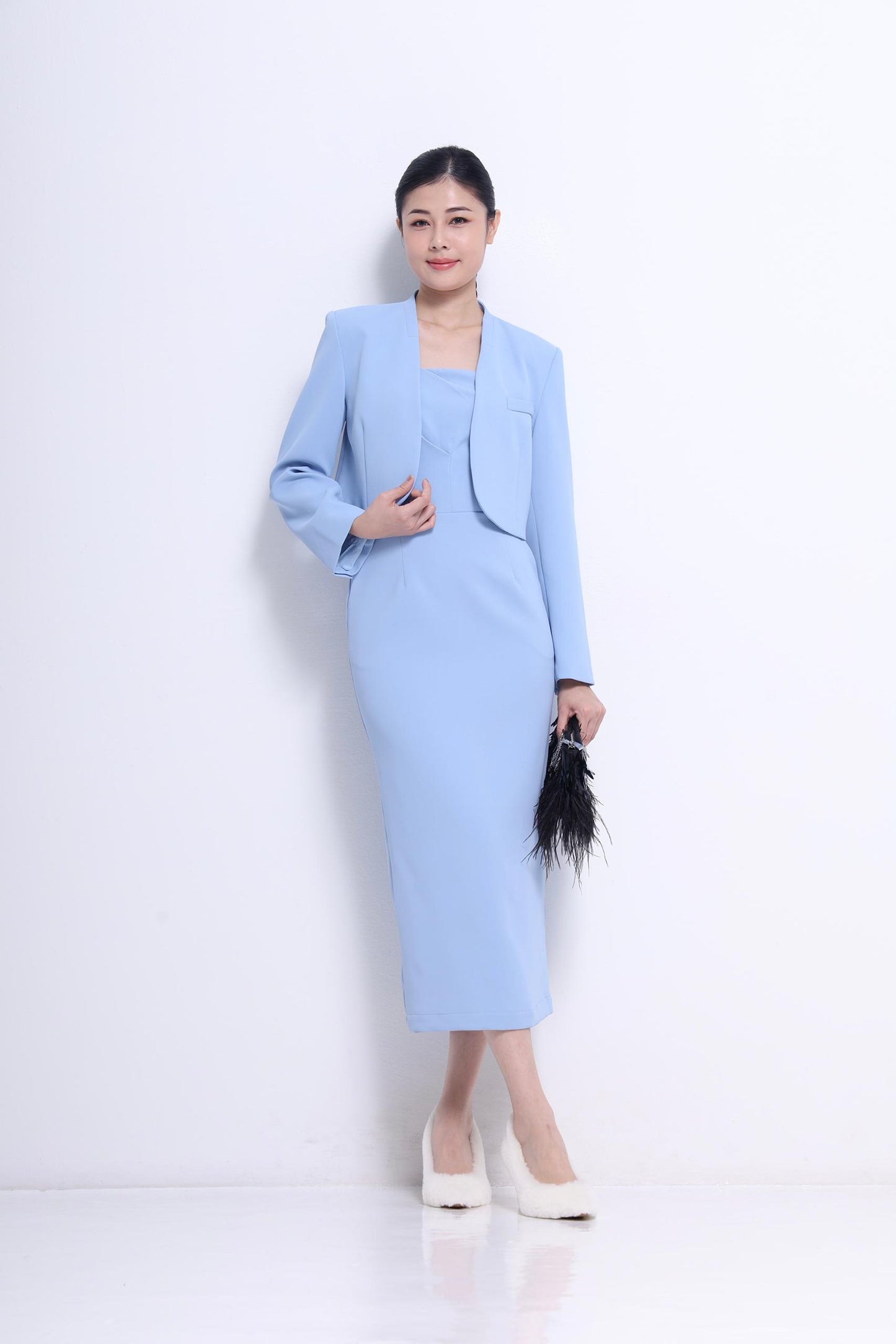 Lyla Tailored Cropped Open Jacket