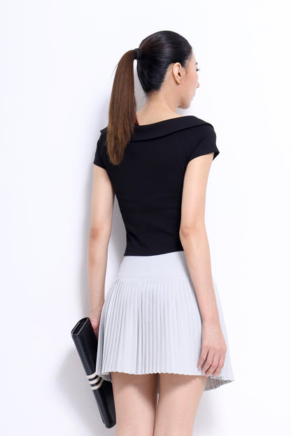 Felise Contrast Collar Knit Top