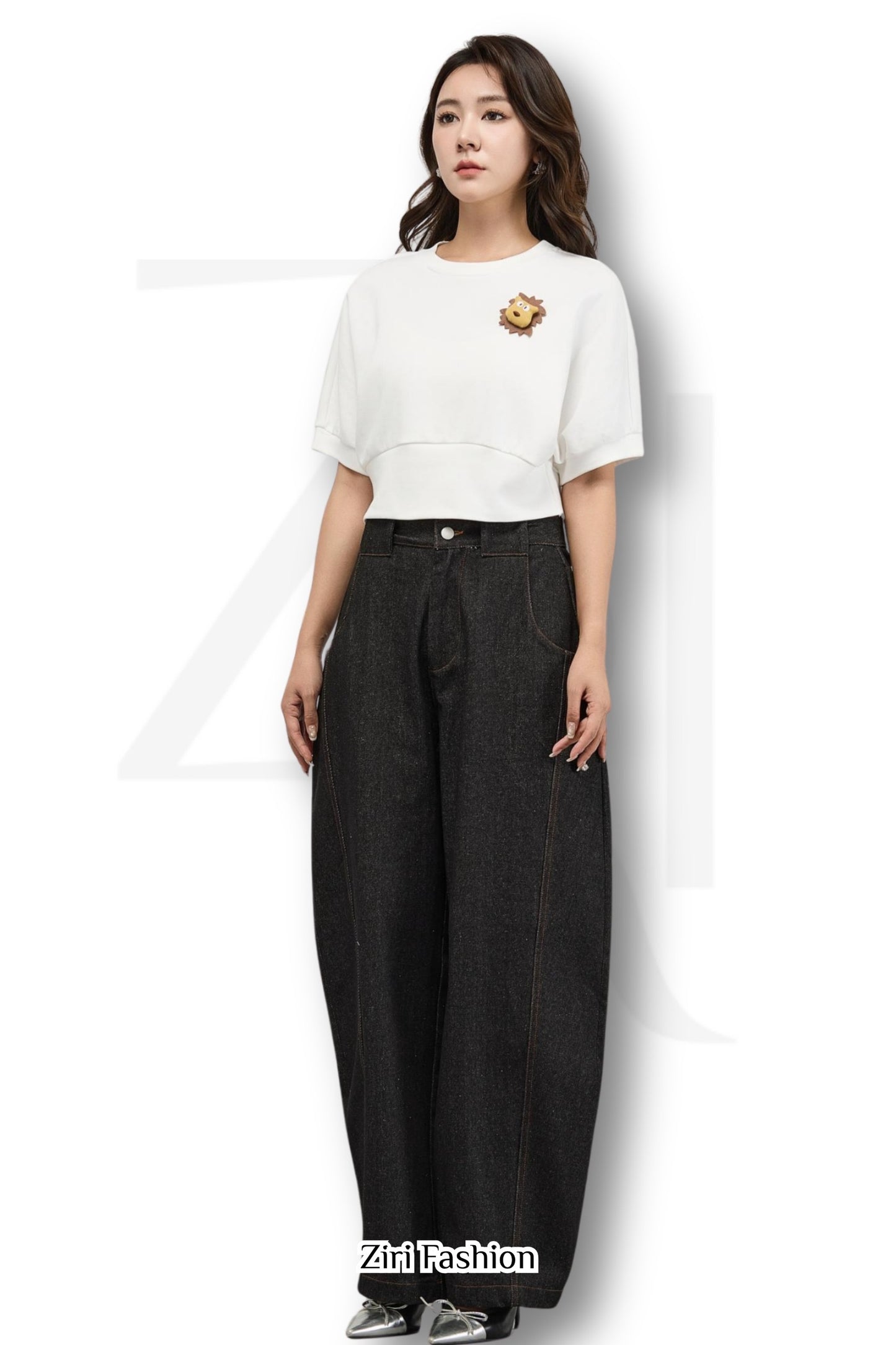 Ziri Lion Brooch Cotton Tee