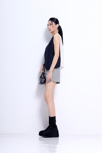 Kali Bi-Color V-Neck Vest