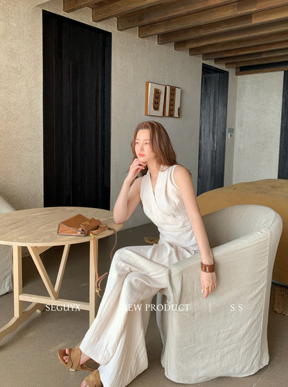 Lucy V-Neck Relaxed Pants Set