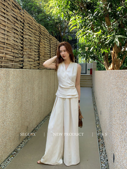 Lucy V-Neck Relaxed Pants Set