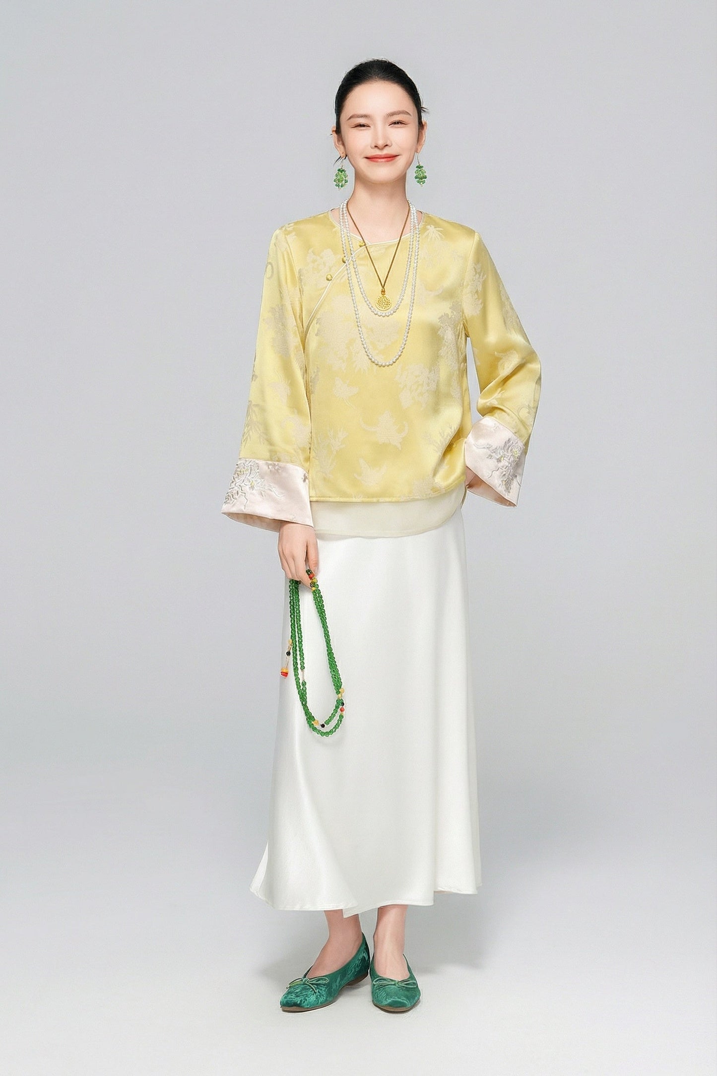 Sue Embroidered Orient Top