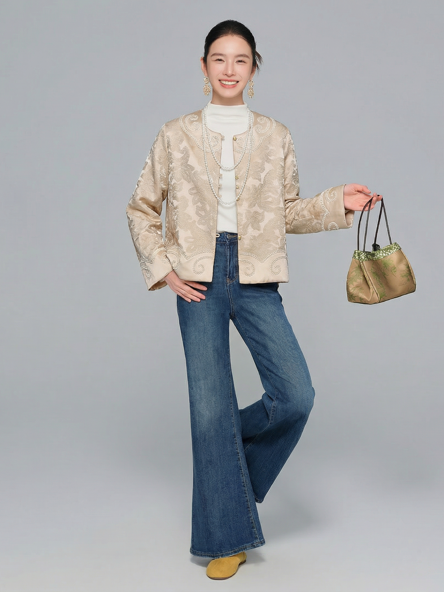 Xiu Embroidered Orient Jacket